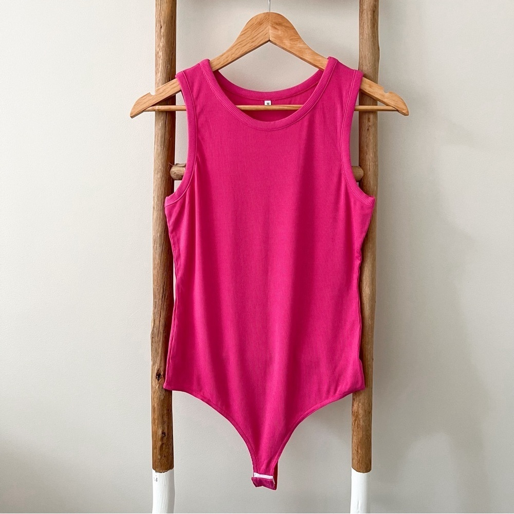 [boutique] new hot pink ribbed crewneck sleeveless bodysuit hot pink M